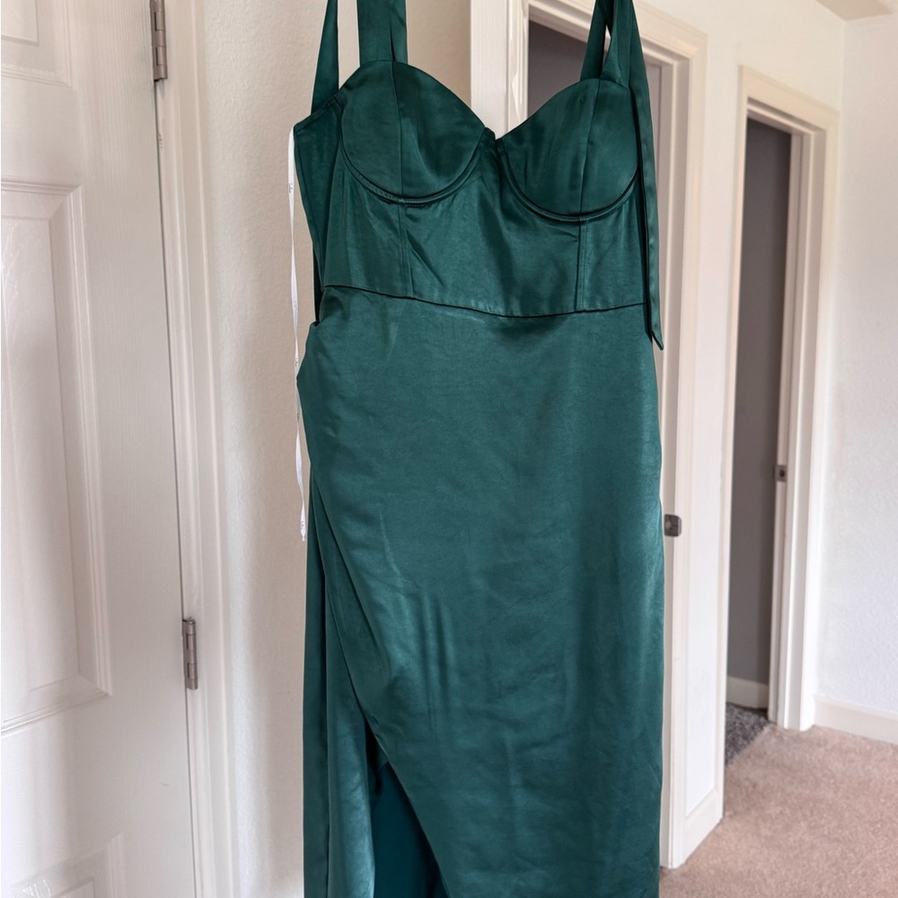 Lulu's Satin Green Bustier Midi Dress Sweetheart Neckline